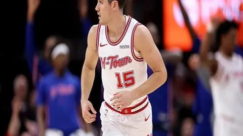 萨沃納续约成功，梦想一线队成真 莫塔助力年轻球员崛起